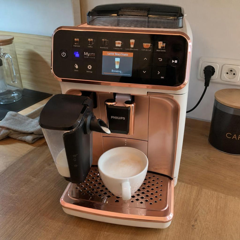 PHILIPS Kaffeevollautomat LatteGo 5400 Serie - Generalüberholt - Qualität A+ – foto della recensione 6
