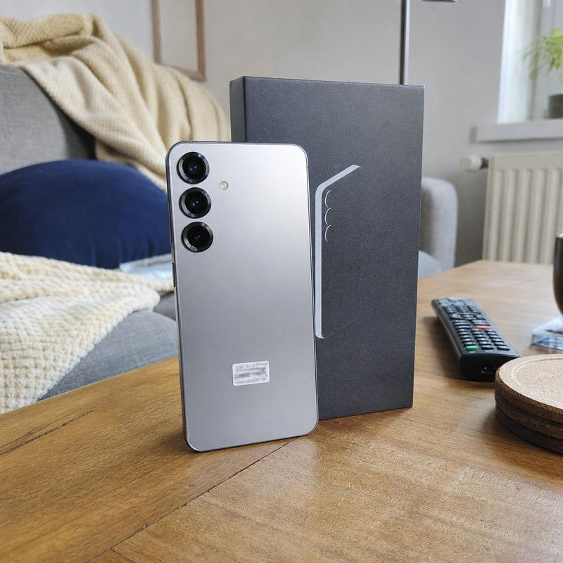 Samsung Galaxy S25 AI Smartphone mit Galaxy AI (Generalüberholt – Qualität A+) – foto della recensione 5