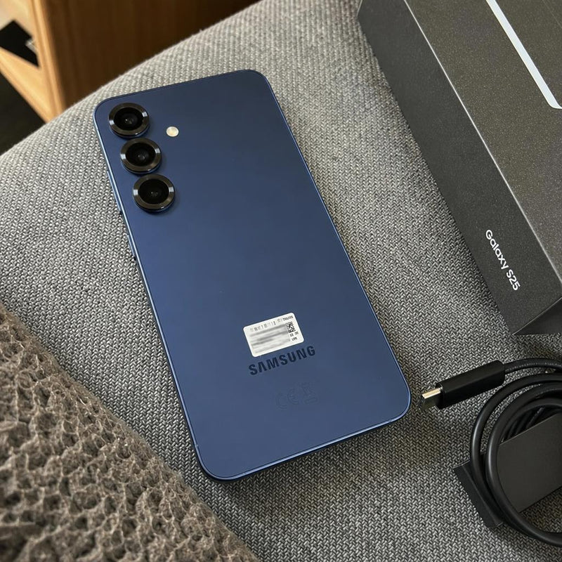 Samsung Galaxy S25 AI Smartphone mit Galaxy AI (Generalüberholt – Qualität A+) – foto della recensione 6