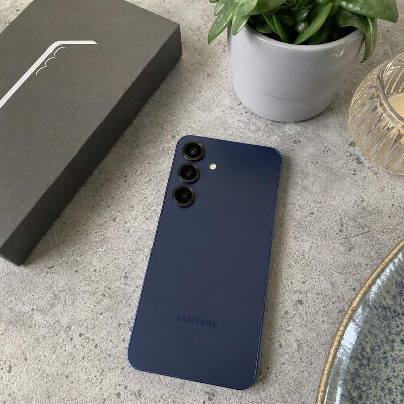 Samsung Galaxy S25 AI Smartphone mit Galaxy AI (Generalüberholt – Qualität A+) – foto della recensione 8